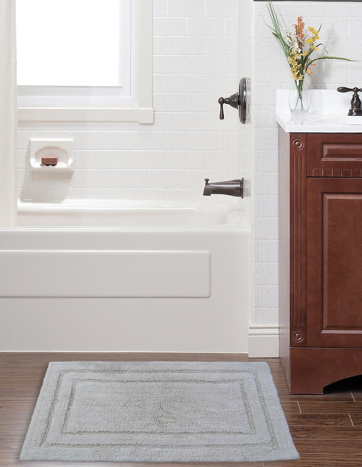 Vibhsa Ivory Color Plain Bath Rug 20" x 32"