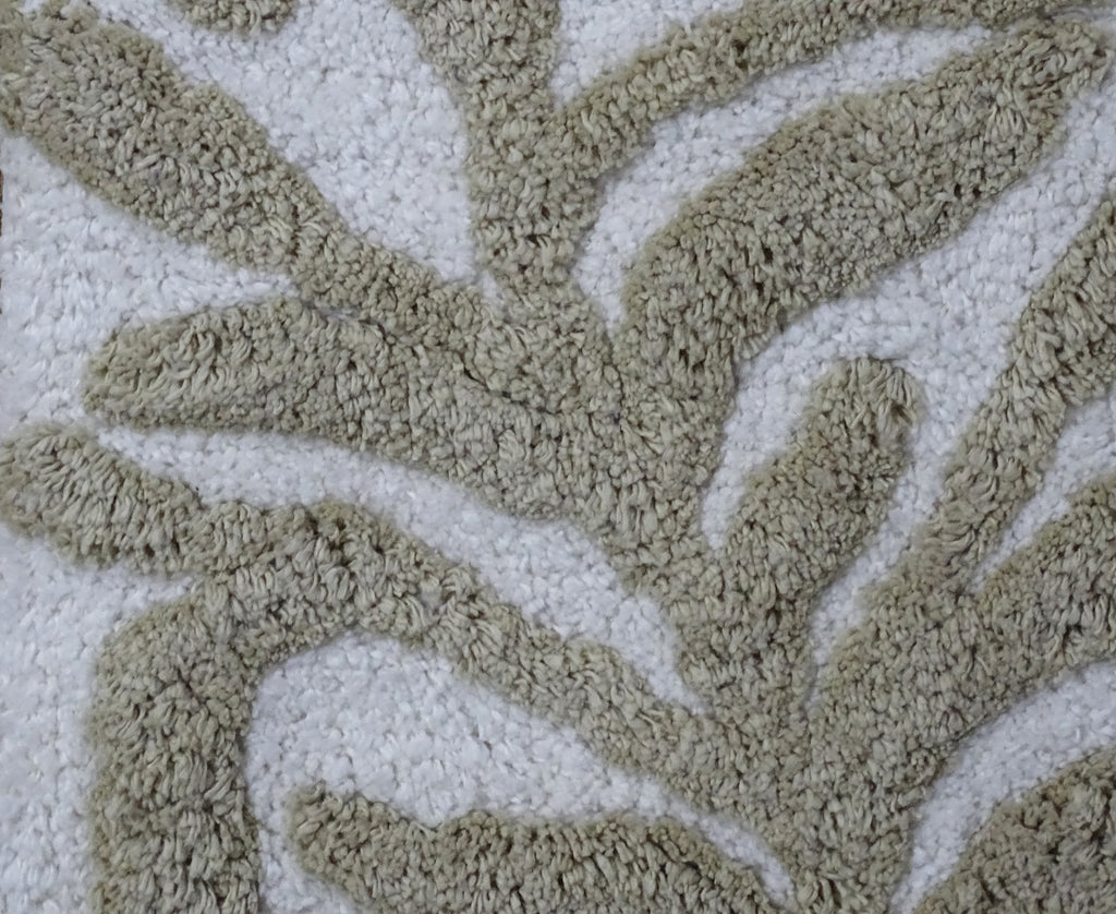 Vibhsa Bath Rug Damask Pattern in Beige & Ivory