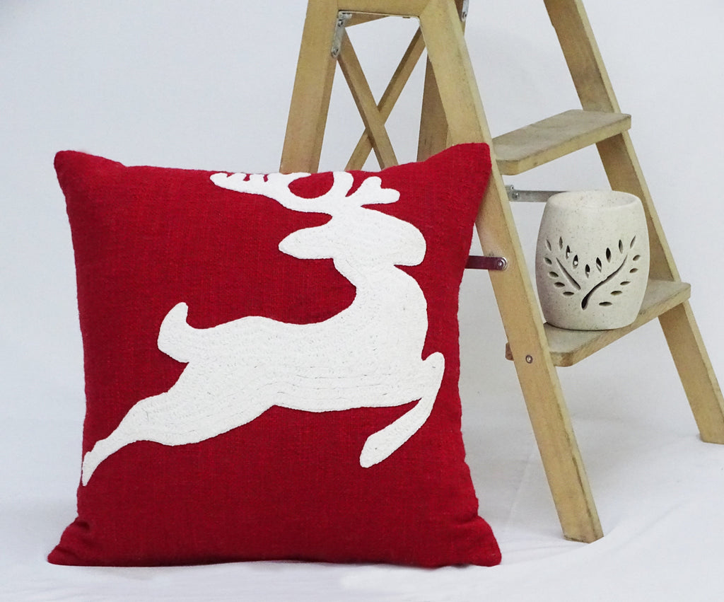 Vibhsa Christmas Decorative Throw Pillow for Christmas  20" x 20"