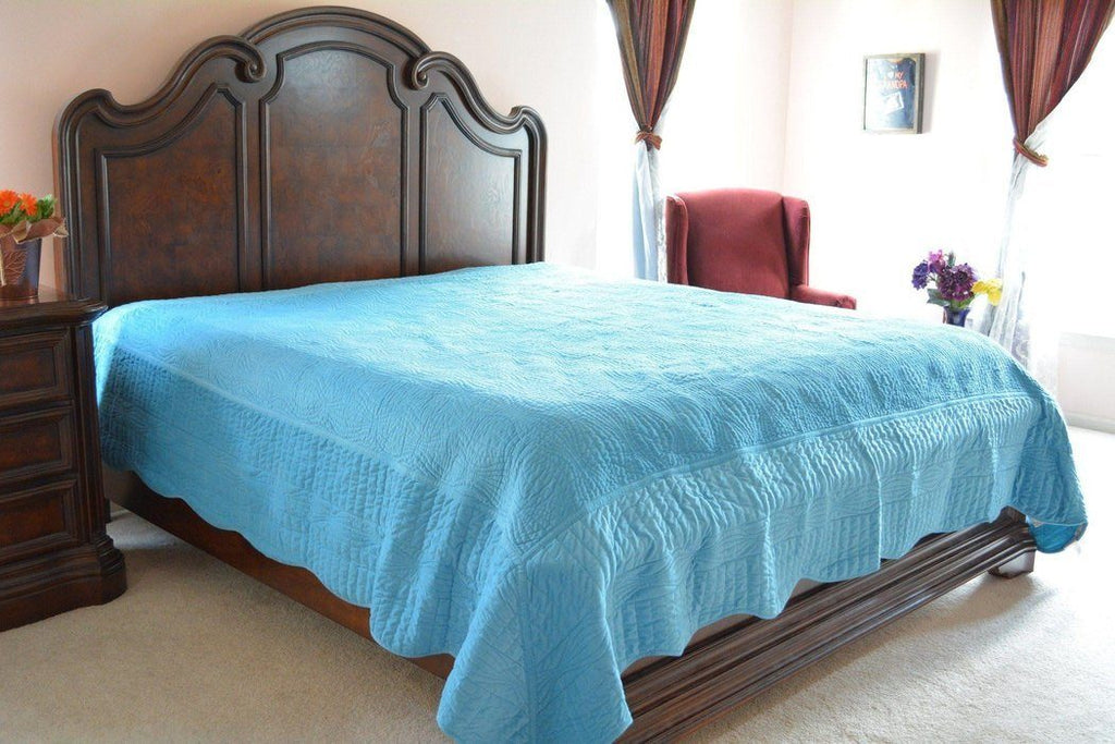 Tache Super Soft Blue Scalloped Coral Reef Quilted Fleece Bedspread Set (DXJ109013-2)