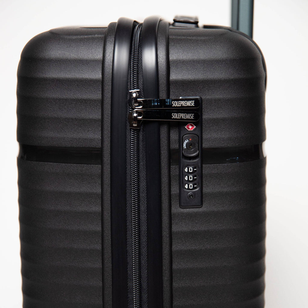 24-inch Black Hardcase Roller Luggage