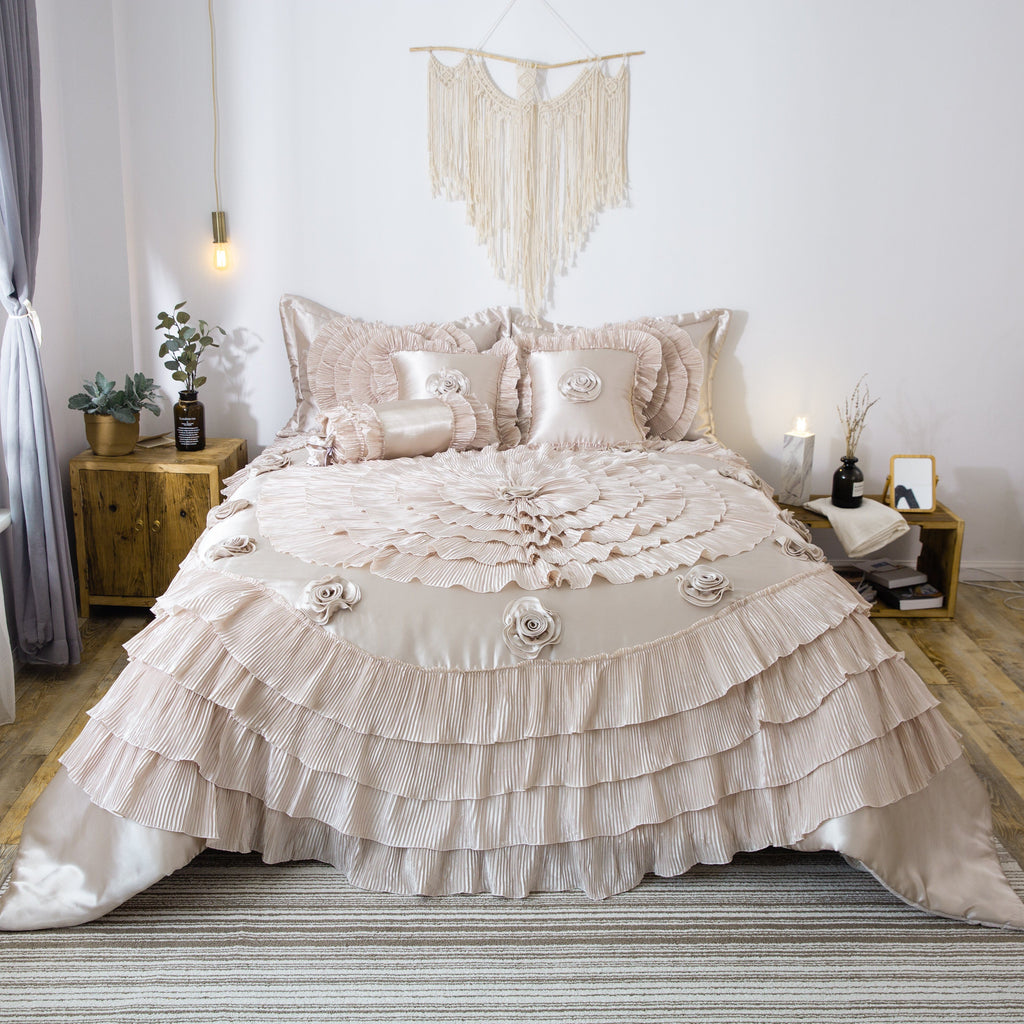 Tache Satin Ruffle Luxury Floral Champagne Beige Frosted Field Comforter Set (MZ1051)