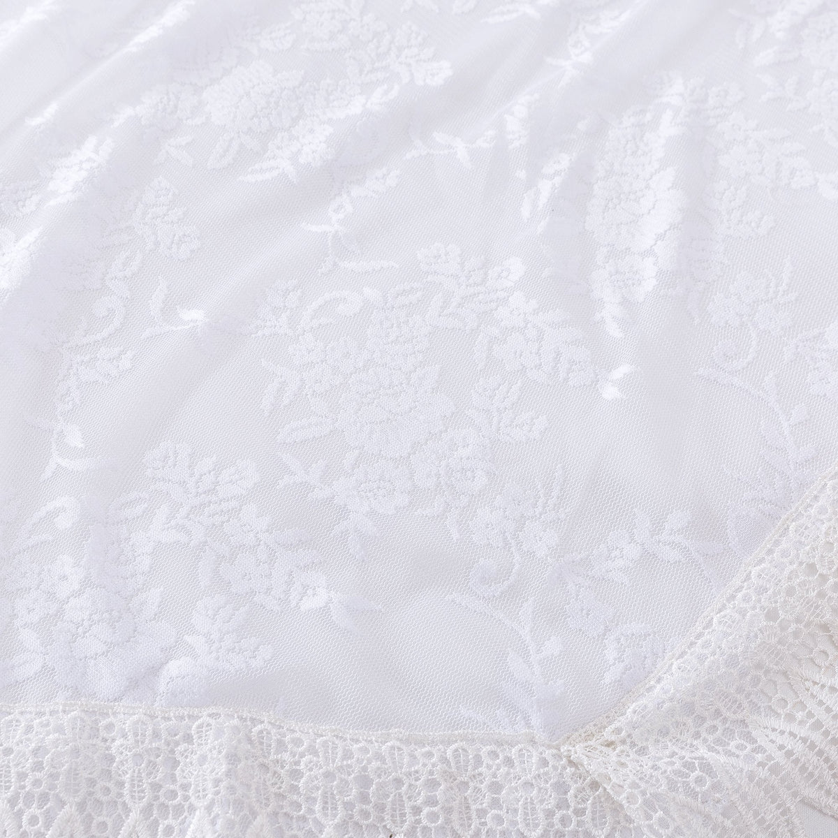 Tache Ruffle Floral Lace Satin White Pink Luxury Delicate Rose Comforter Set (MA125)