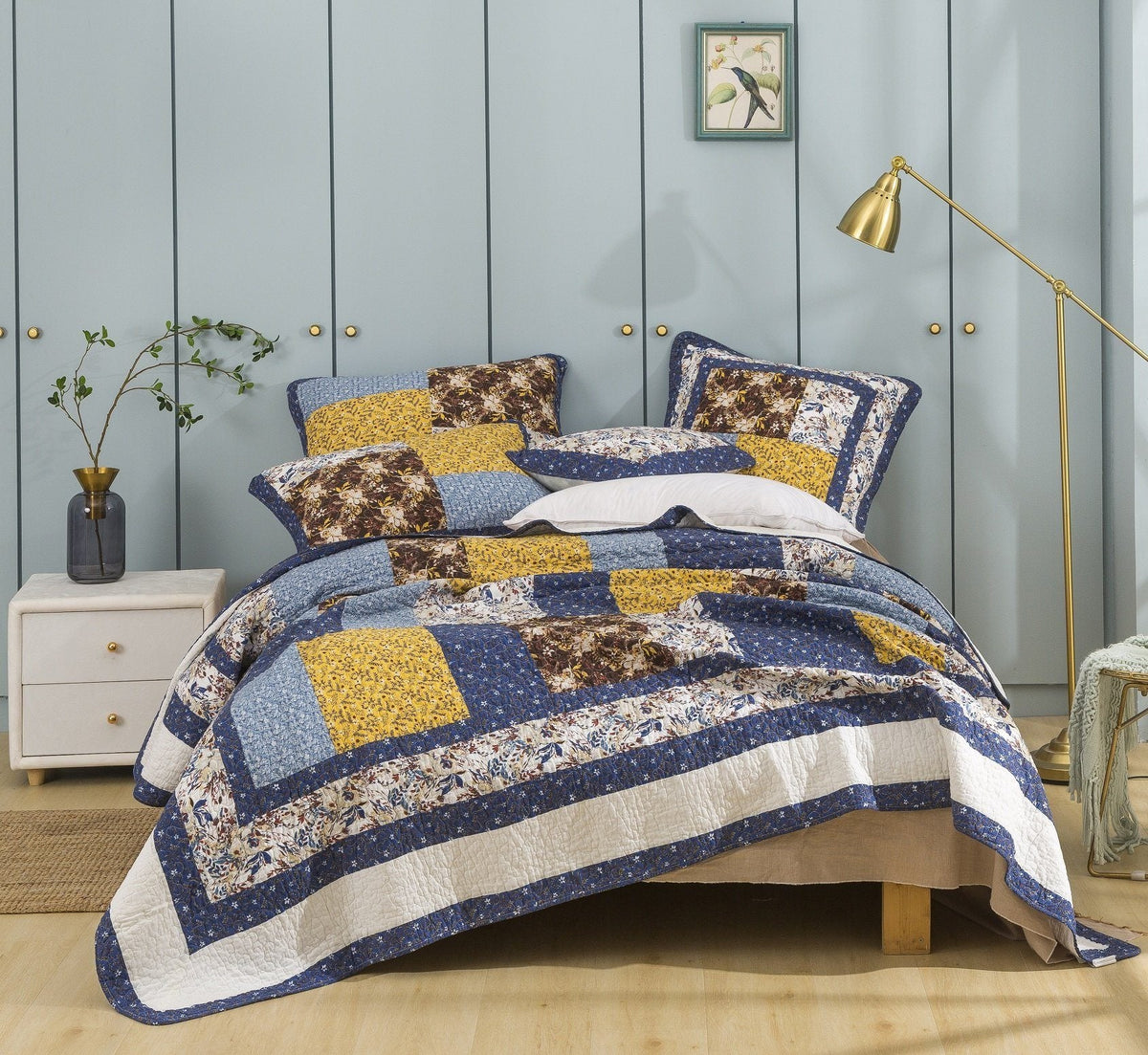 Tache Prairie Sunset White Blue Yellow Brown Floral Cotton Patchwork Quilt Set (JHW-887)