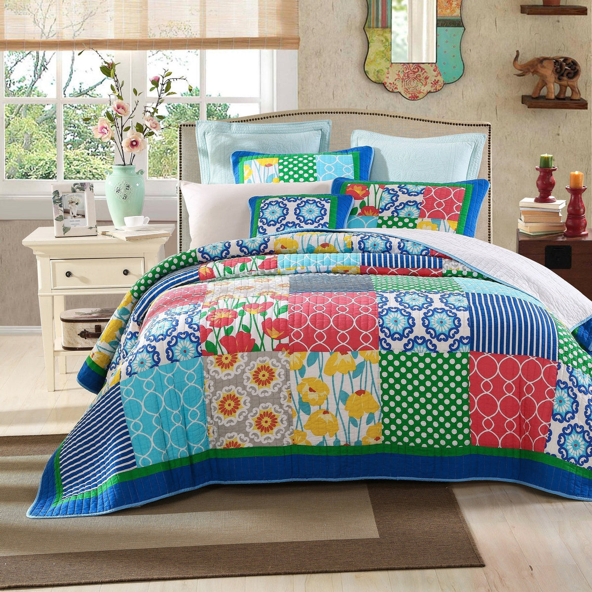 Tache Cotton Dreamy Meadow Patchwork Floral Quilt Set (JHW-568)