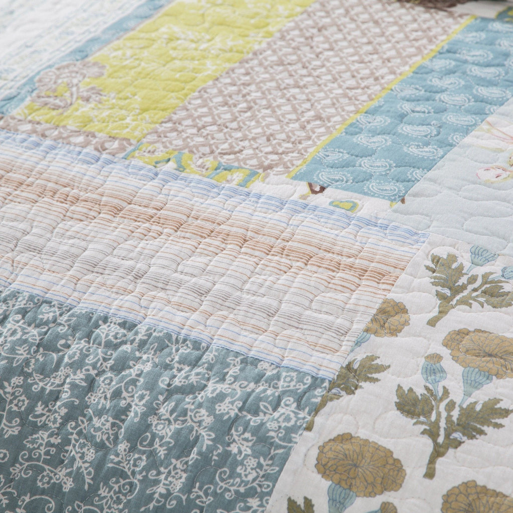 Tache 2-3 Piece Cotton Sky Breeze Pastel Blue Patchwork Quilt Set (JHW-684)
